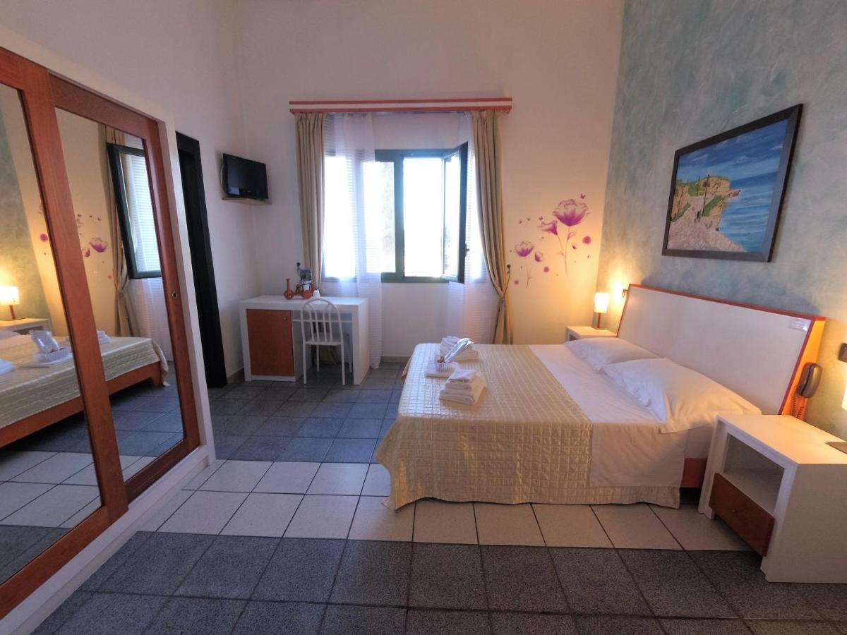 Hotel Alba Chiara Sant'Andrea Salento 外观 照片