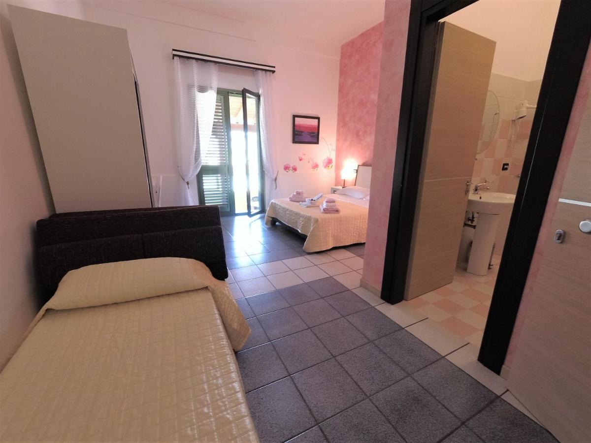 Hotel Alba Chiara Sant'Andrea Salento 外观 照片